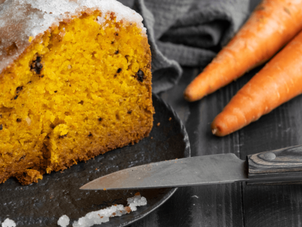 Receita de Bolo de Cenoura com Cobertura de Chocolate: Um Clássico Irresistível para o Café da Tarde